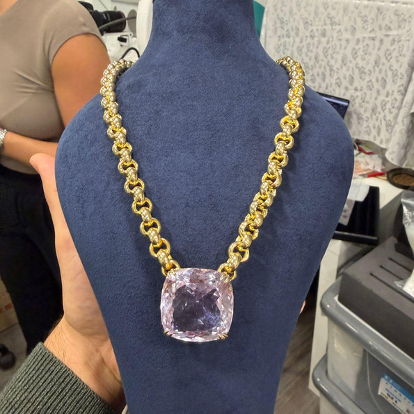 106.63 Carat Pink Amethyst Cushion 18K Gold Solitaire Chain Necklace