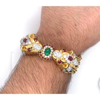 Bracelet chaîne multi-cordons tête de lion double mordante en or 18K et platine avec émeraudes, diamants et rubis – Assay Jewelers