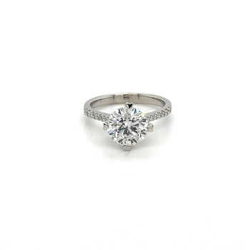 Bague en or blanc 18K avec diamant de laboratoire 2,60 carat et serti griffe en forme de cœur – Assay Jewelers