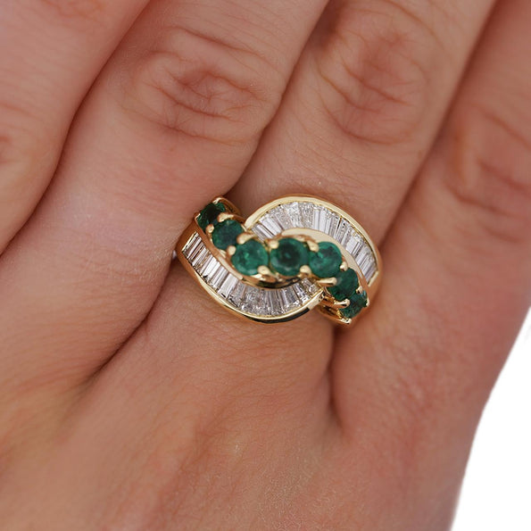 1.22 Carat Round Emerald & Baguette Cut Diamond Wave 18K Gold Band Ring