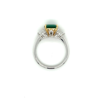Bague trio en émeraude naturelle de 2,19 carats avec diamant baguette en or blanc 18K – Assay Jewelers