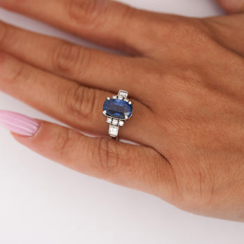 2.51 Carat Oval Blue Sapphire & Mixed Diamond Platinum Art Deco Ring – Assay Jewelers