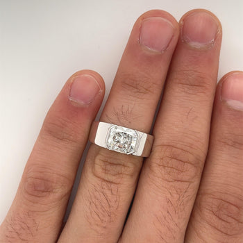 Bague est-ouest en diamant taille radiant de 3,03 carats, or blanc 14K – Assay Jewelers