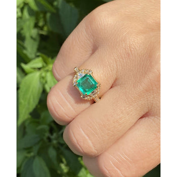 GRS certifiée, émeraude colombienne naturelle de 2,09 carats sertie sur Bague en or massif 18k – Assay Jewelers