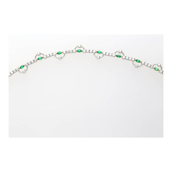 Bracelet breloque en or 18K avec émeraude naturelle de 0,72 carat et diamants de 2,08 carats – Assay Jewelers