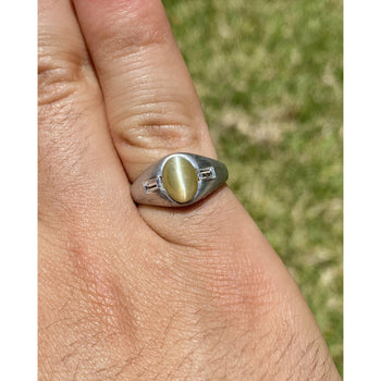 Bague en platine avec diamants naturels œil-de-chat et taille baguette – Assay Jewelers