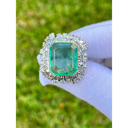 Vintage 12 Carat Colombian Emerald and Diamond Halo Ring Set in Palladium