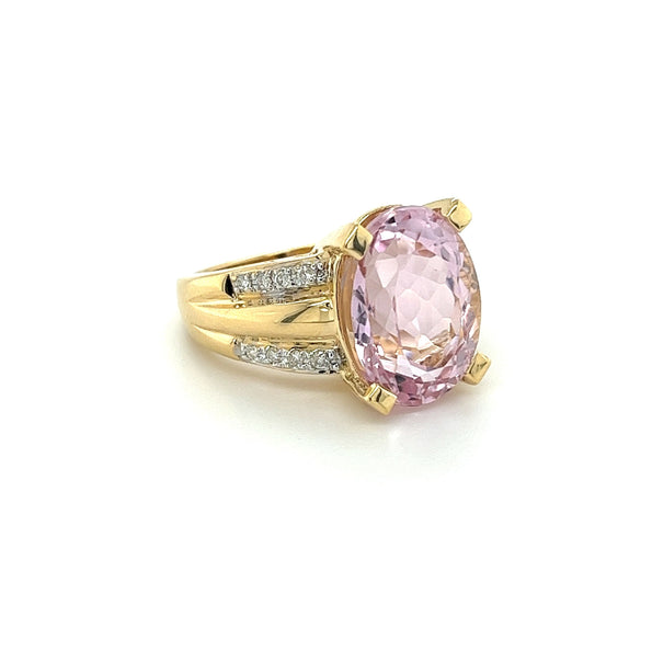 Vintage 9.50 Carat Oval Cut Pink Kunzite with Diamond Side Stone Cocktail Ring in 18K Yellow Gold