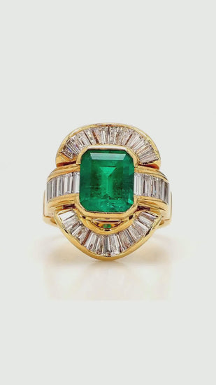 7.35 Carat Emerald & Baguette Diamond Ballerina 18K Gold Cocktail Ring